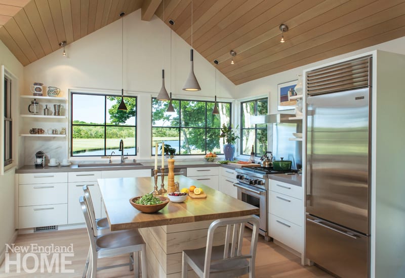 OC] Kitchen in New England cottage, recently remodeled [6615x4422] :  r/RoomPorn