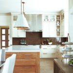 Contemporary Martha's Vineyard home kitchen
