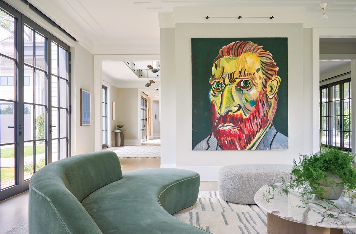 moitherhouse インテリア A Greenwich Home Blends Modern Design with Timeless Warmth and